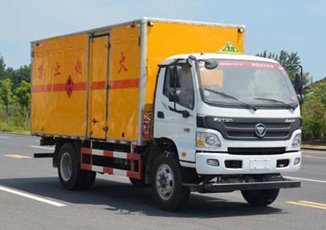 福田歐馬可5.1米易燃液體廂式運(yùn)輸車(chē)圖片 福田歐馬可5.1米易燃液體廂式運(yùn)輸車(chē)圖片