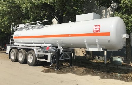 力神醒獅牌17.4方SLS9409GFWB型腐蝕性物品罐式運(yùn)輸半掛車(chē)整車(chē)參數(shù) 力神醒獅牌17.4方SLS9409GFWB型腐蝕性物品罐式運(yùn)輸半掛車(chē)整車(chē)參數(shù)